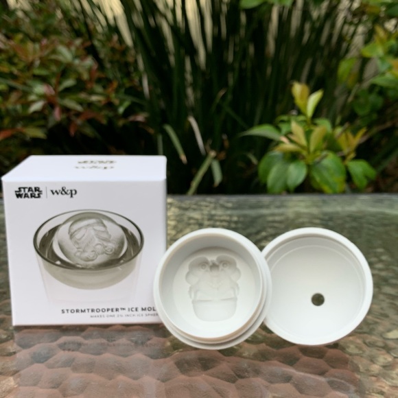 4 Star Wars Phantom Menace Widescreen VHS Chewbaca Stormtrooper Ice Mold Bundle - Picture 10 of 16
